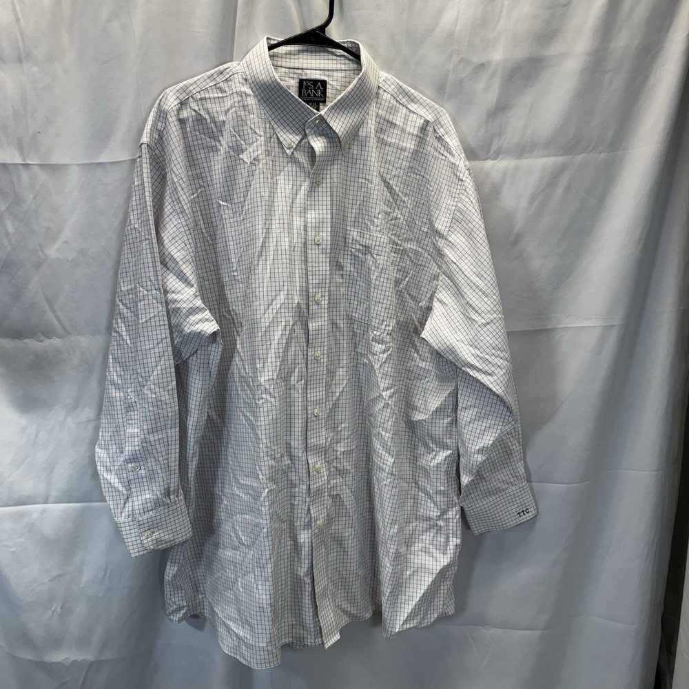 Jos A Bank Travelers Collection 18-33 White with Red/Blue Plaid‎